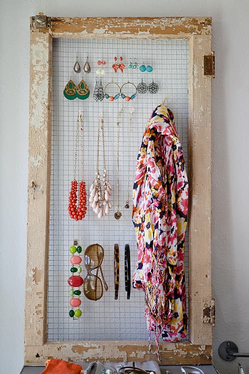 Inspírate con estos 13 organizadores DIY para los objetos pequeños del hogar