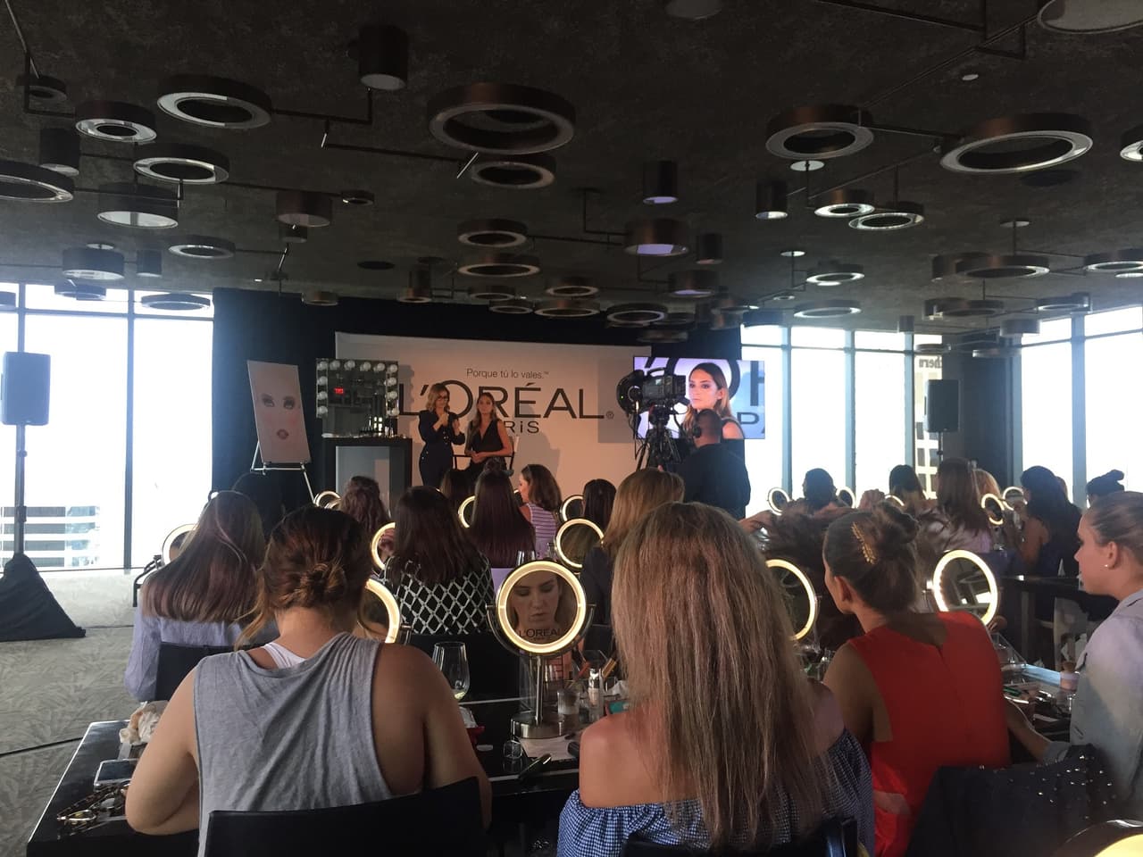 Fui a una clase de maquillaje y esto fue lo que aprendí