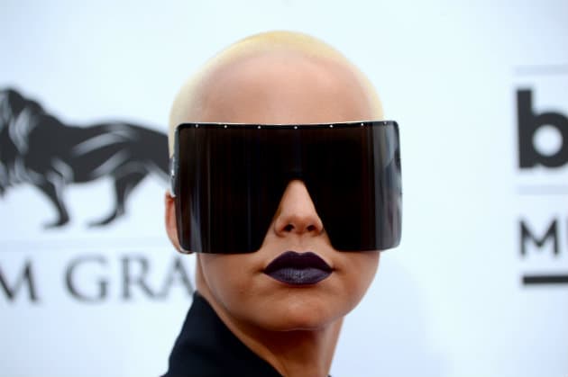 Los accesorios más originales de los Premios Billboard