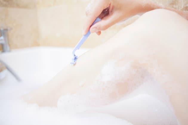 12 maneras para prevenir los vellos encarnados