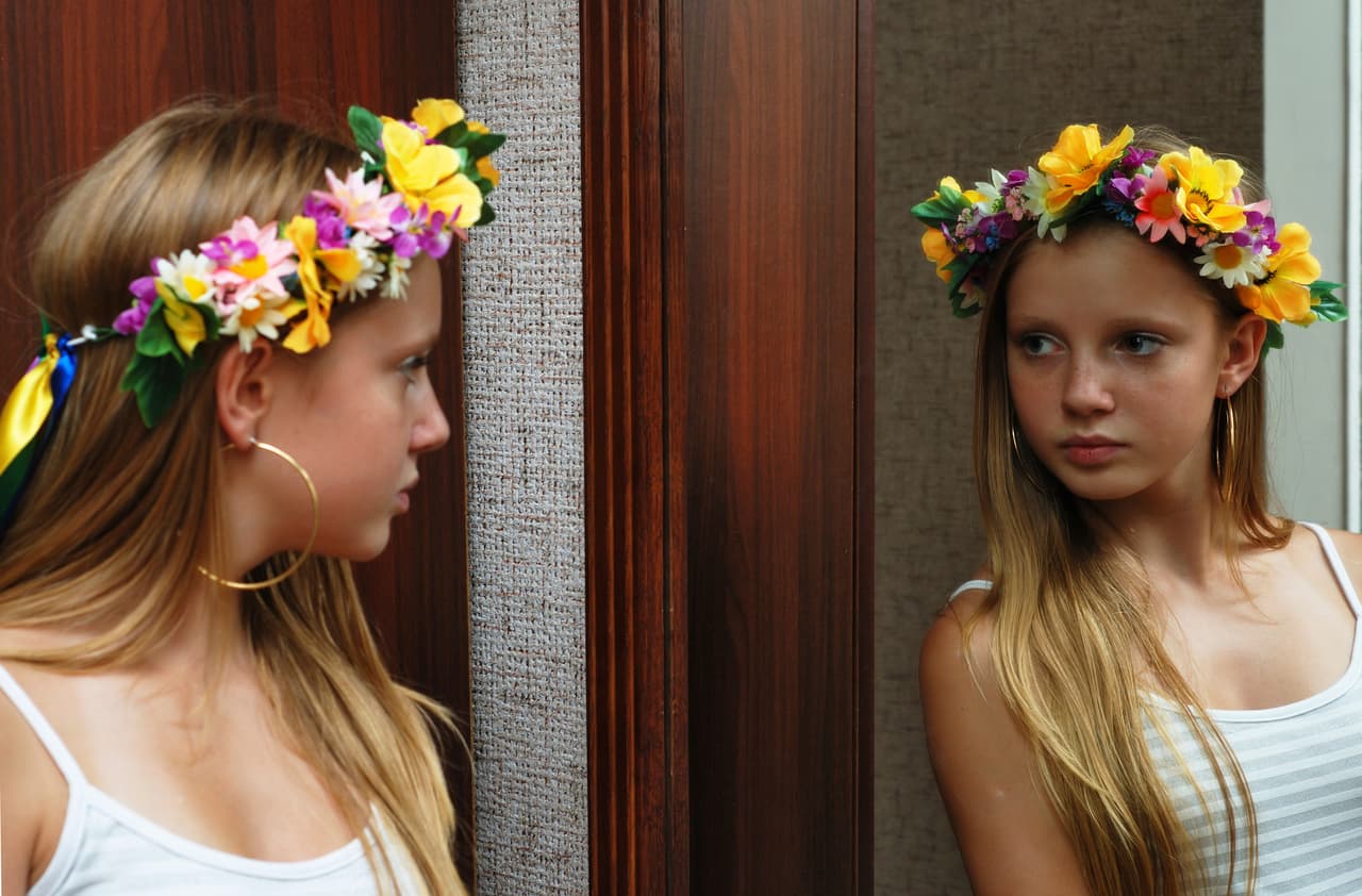 Cómo hacer un tocado para el pelo