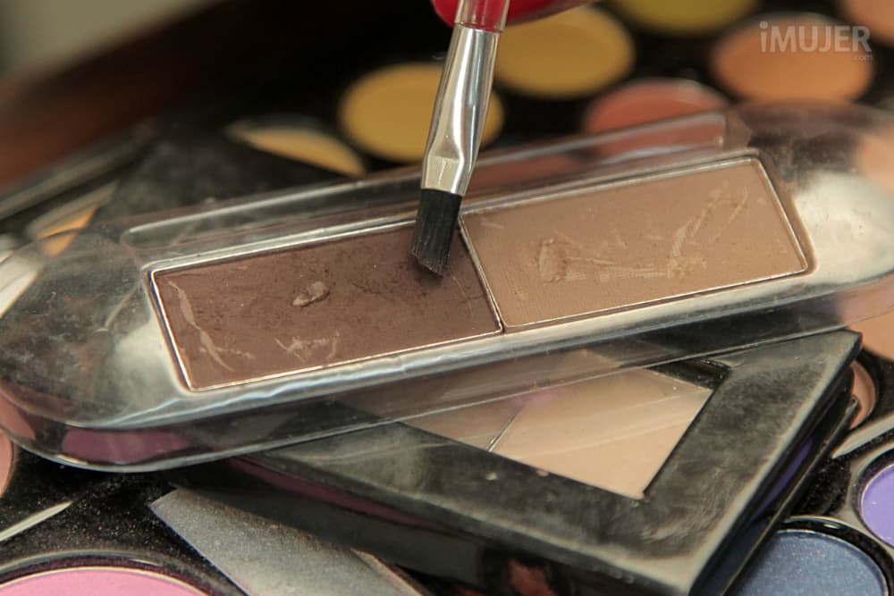 Cómo maquillarse las cejas