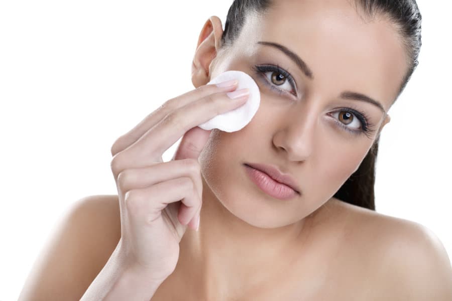 ¡Prueba el aceite de coco en tu belleza y disfruta de estos 8 beneficios!