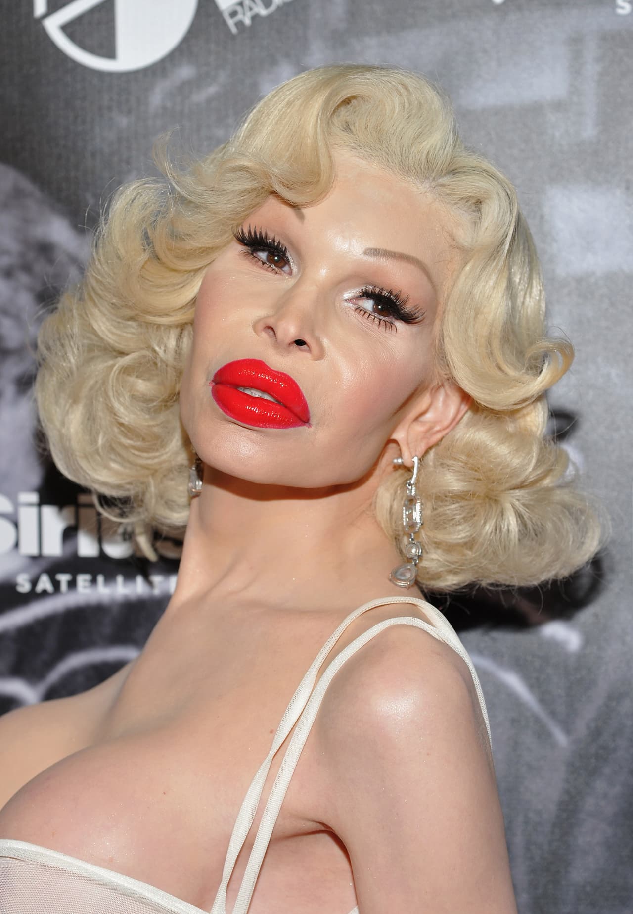 Fragancia de lujo inspirada en Amanda Lepore