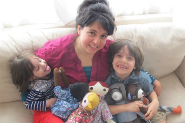 Marcela Cortés y el arte de coser sueños infantiles en USA