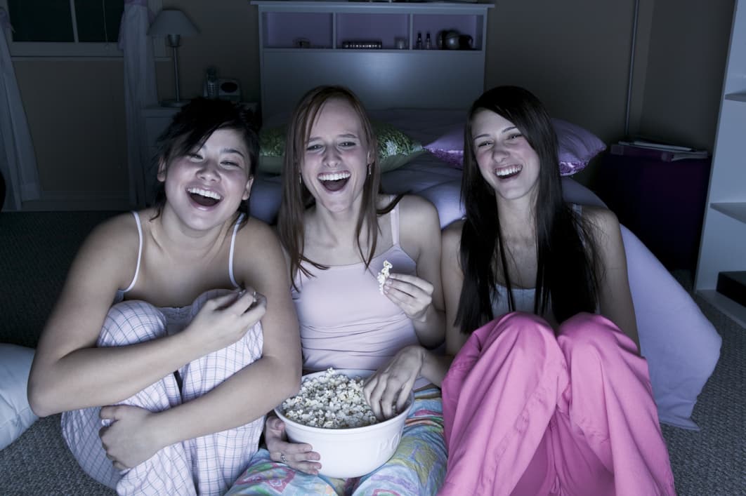 Cómo planear una noche con amigas
