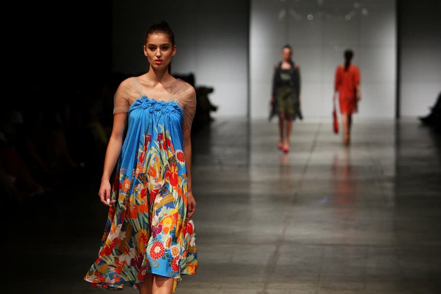 Diseños de vestidos floreados