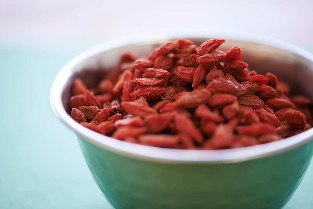 ¿No has logrado bajar esos kilitos de más? Entonces prueba con estos 4 ricos alimentos que prometen ayudarte