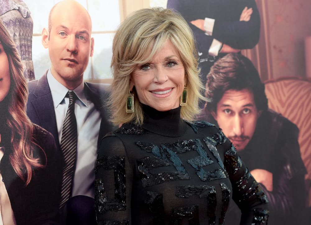 Jane Fonda tiene una mascarilla infalible para verse de 40 a sus 82 años