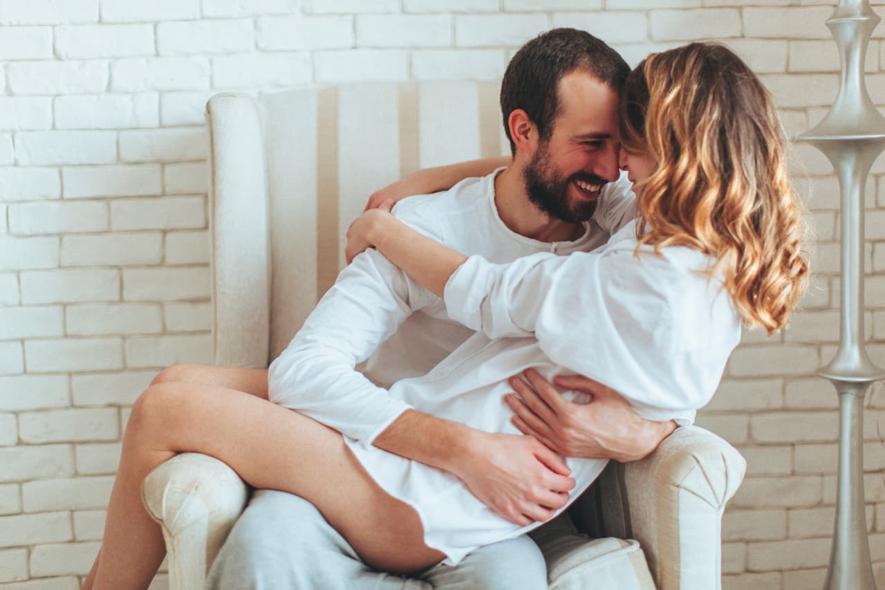 El mejor antídoto contra el insomnio es tener intimidad ¡La ciencia lo respalda!