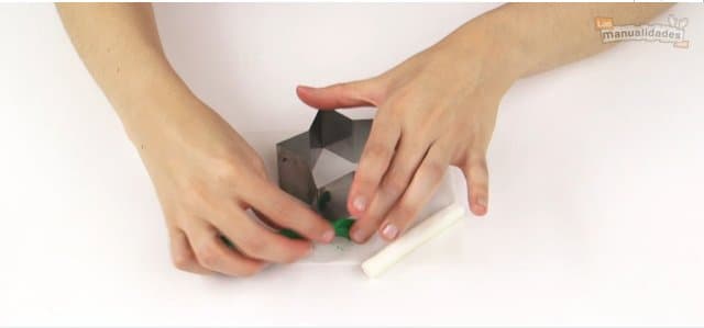 Cómo hacer velas con hielo