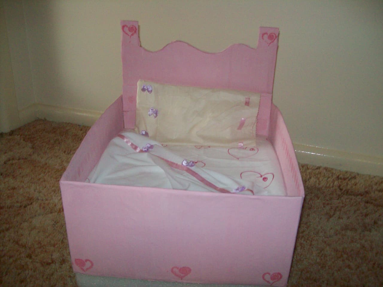 Cunita para muñecas, enviada por Gisella