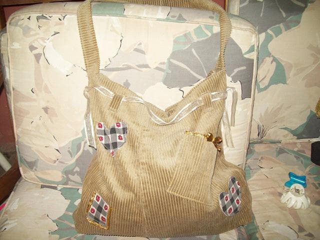 Bolsos de Corduroy, enviado por Vivian