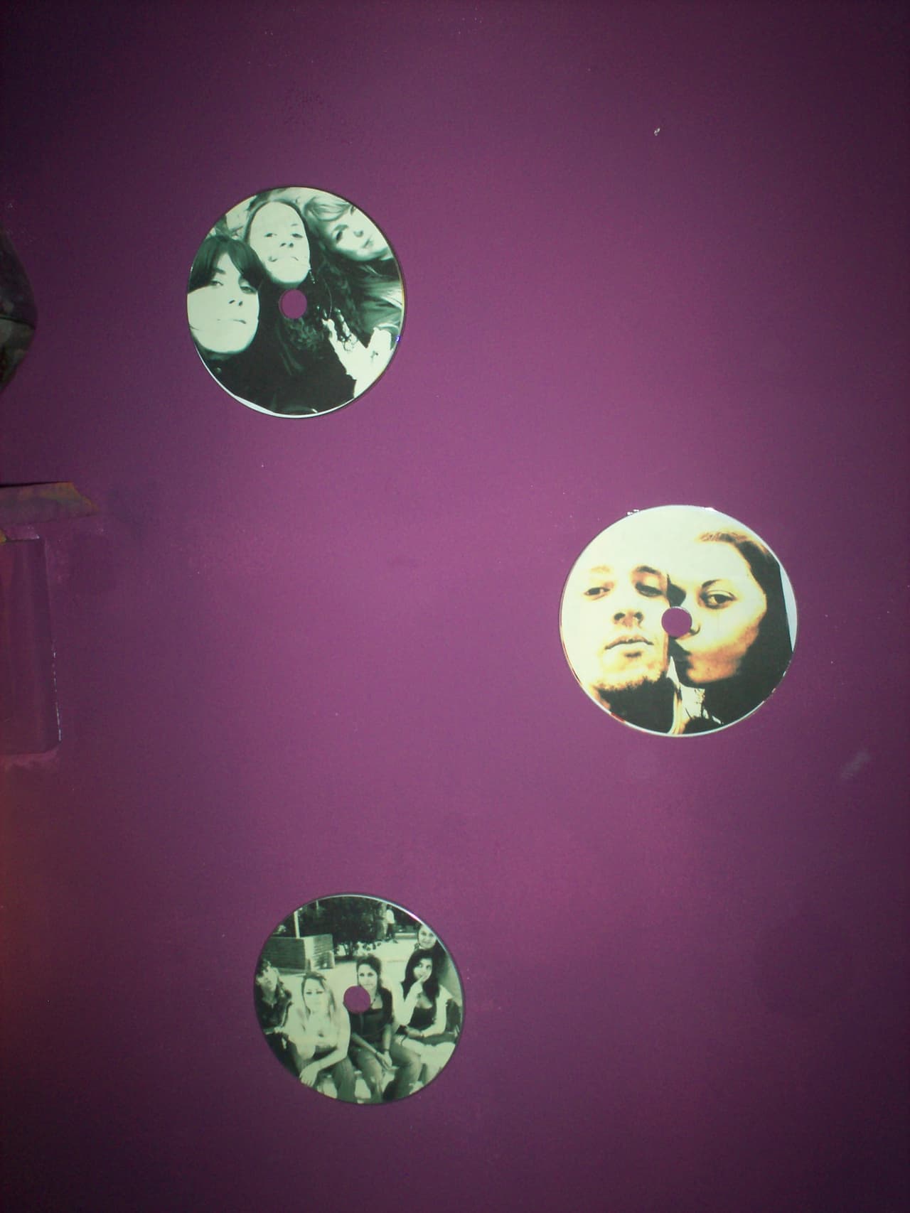 Cómo utilizar viejos discos como portaretratos, por Nadia 