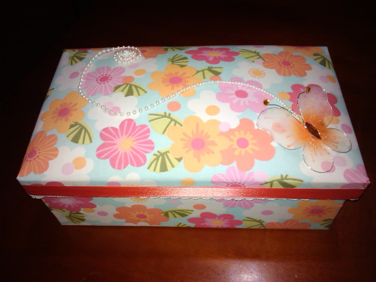 Caja forrada en tela, enviada por Constanza 