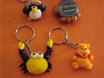 Artesanías en porcelana fría, enviadas por Cori