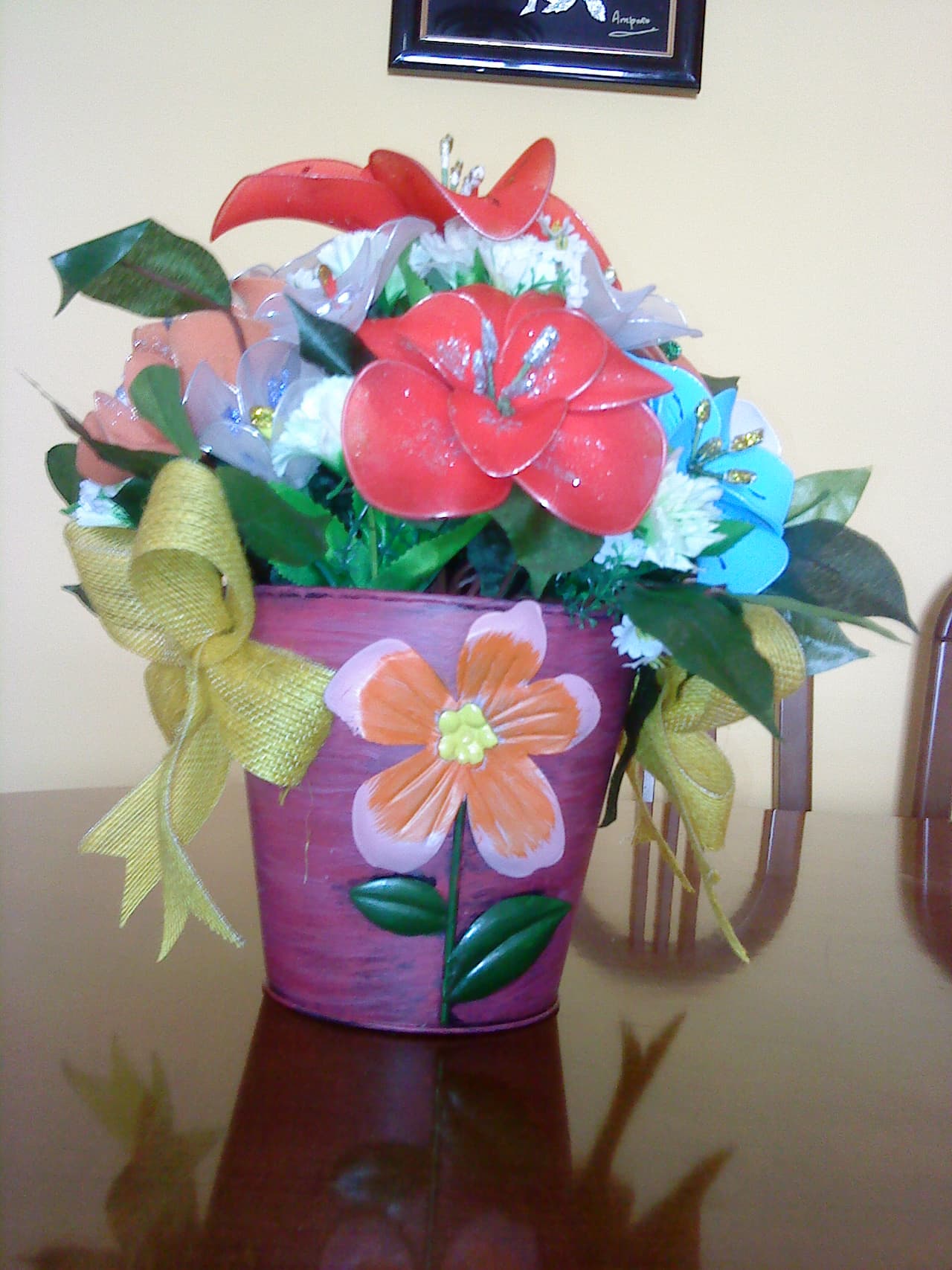 Flores hechas con medias finas, por Dorys