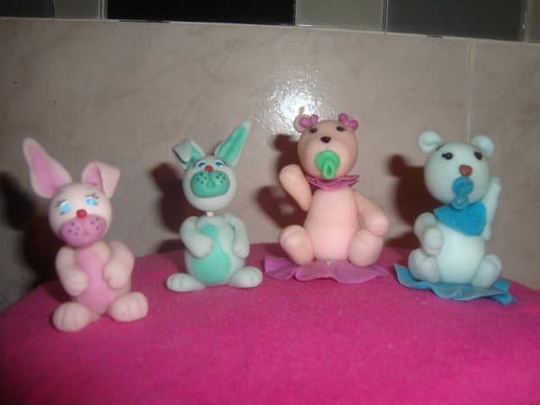 Souvenirs en porcelana fría, enviados por Alicia