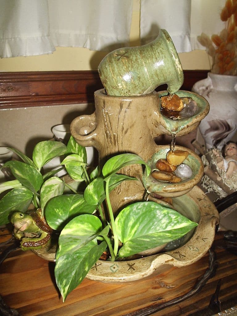 Pintar y decorar una fuente, enviado por Analia