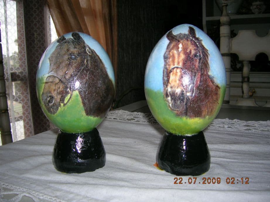 Huevos con decoupage, enviado por Adriana