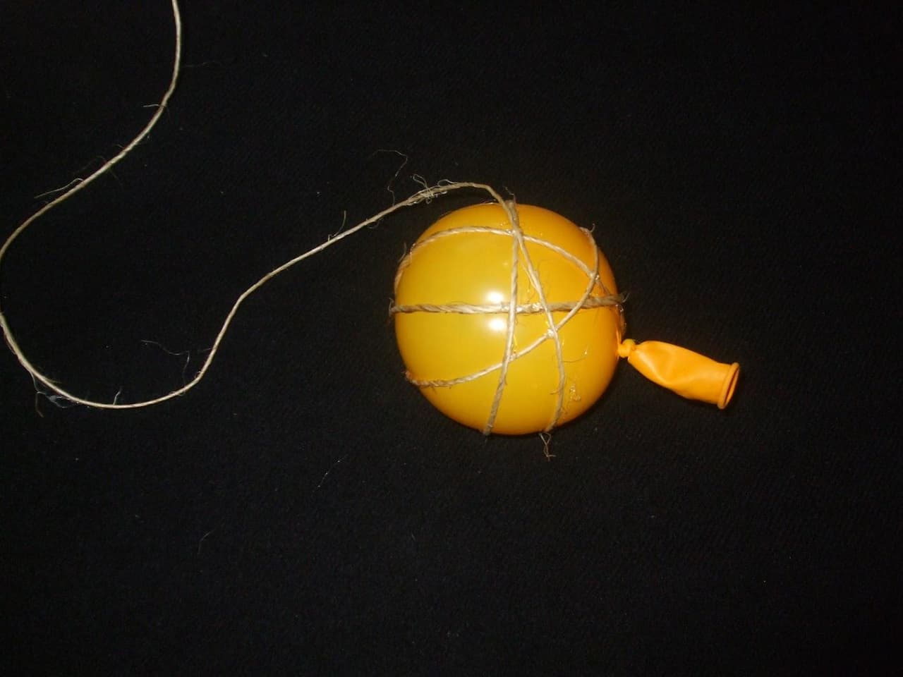 Esferas brillantes, enviadas por Myrna