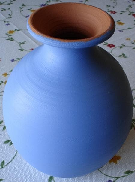 Jarrones con ondas de granito, por RPC