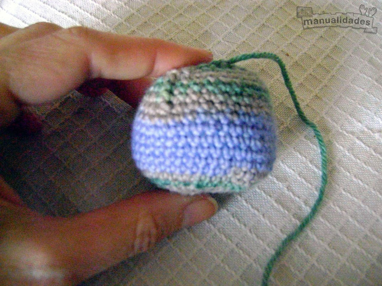 Osito de amigurumi para bebés