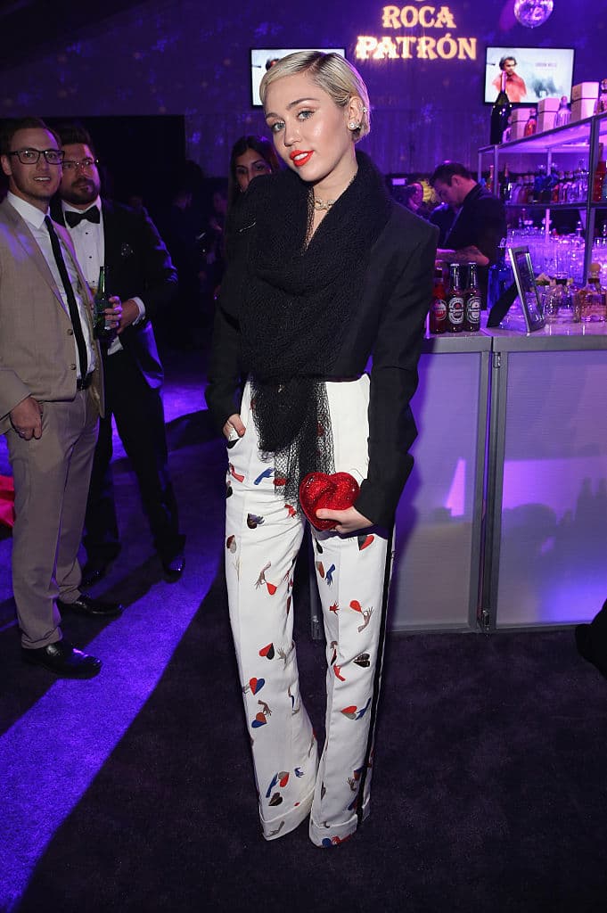 5 veces en las que Miley Cyrus sorprendió (positivamente) con sus looks