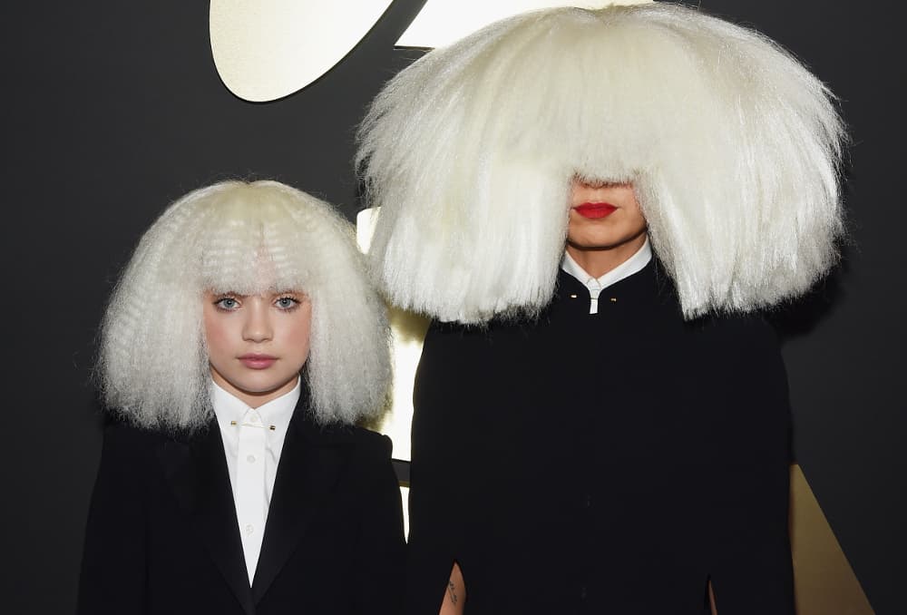 ¿Recuerdas a la bailarina estrella de los videos de Sia? Ya tiene 17 años y es hermosa