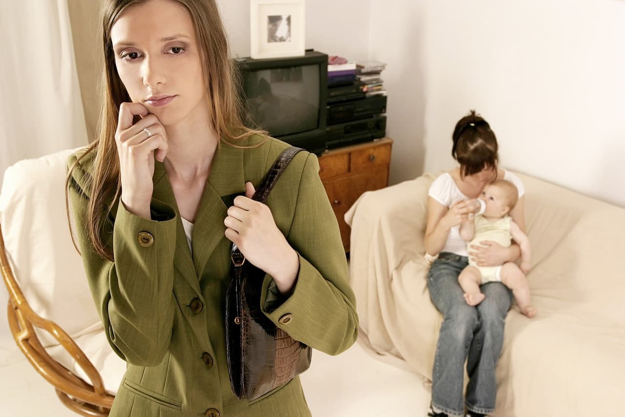 Cuando vuelvas al trabajo luego de ser mamá, estas son las cosas por las que seguro pasarás