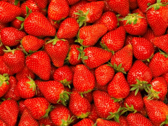 Jugo de fresas para combatir la placa bacteriana