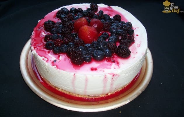 Cheesecake con frutos rojos