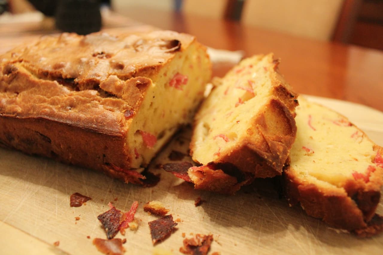 Se me hace agua la boca con esta receta de pan de queso y salame, ¡tienes que intentarlo!