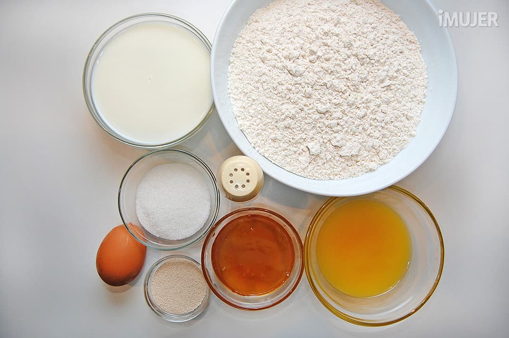 Pancitos de leche, un pan suave, esponjoso y ¡delicioso!