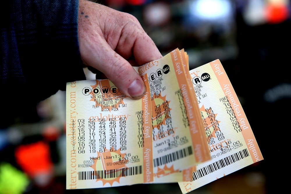 Powerball: Números ganadores sorteo miércoles 18 de enero; $439 millones en juego