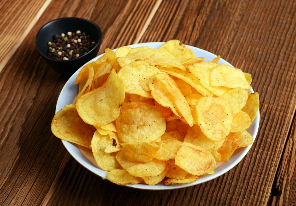 ¿Comienzas a comer patatas chips y luego no puedes parar? Mira lo que dice la ciencia