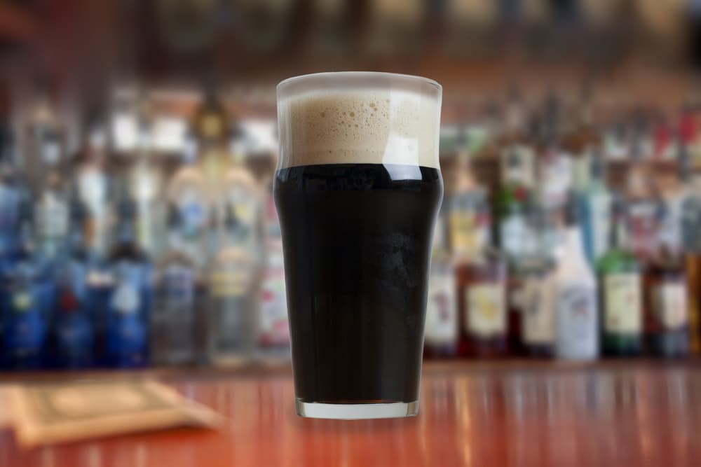 ¡Adiós al calor! Una guía práctica para degustar helado con cerveza y otros licores