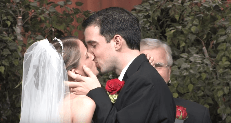  ¿Cómo superarlo? La forma en la que estos padres anunciaron su embarazo, pone la vara MUY alta 