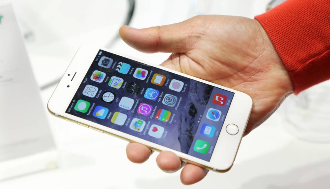 Orificio de iPhone al lado de la cámara cumple una función que nunca supiste