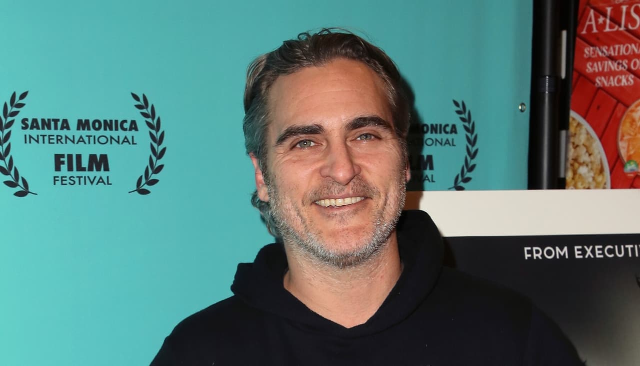 Joaquin Phoenix se llevó el Golden Globes y las reacciones en twitter también merecen un premio