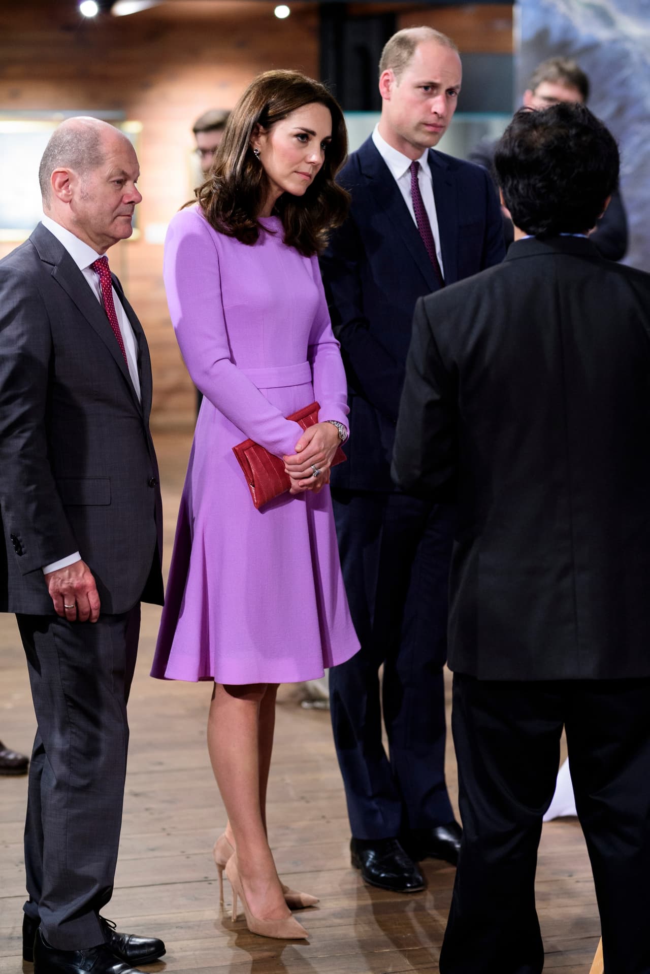 Lady Di y Kate Middleton compartieron un hermoso look lila que las hizo lucir muy elegantes