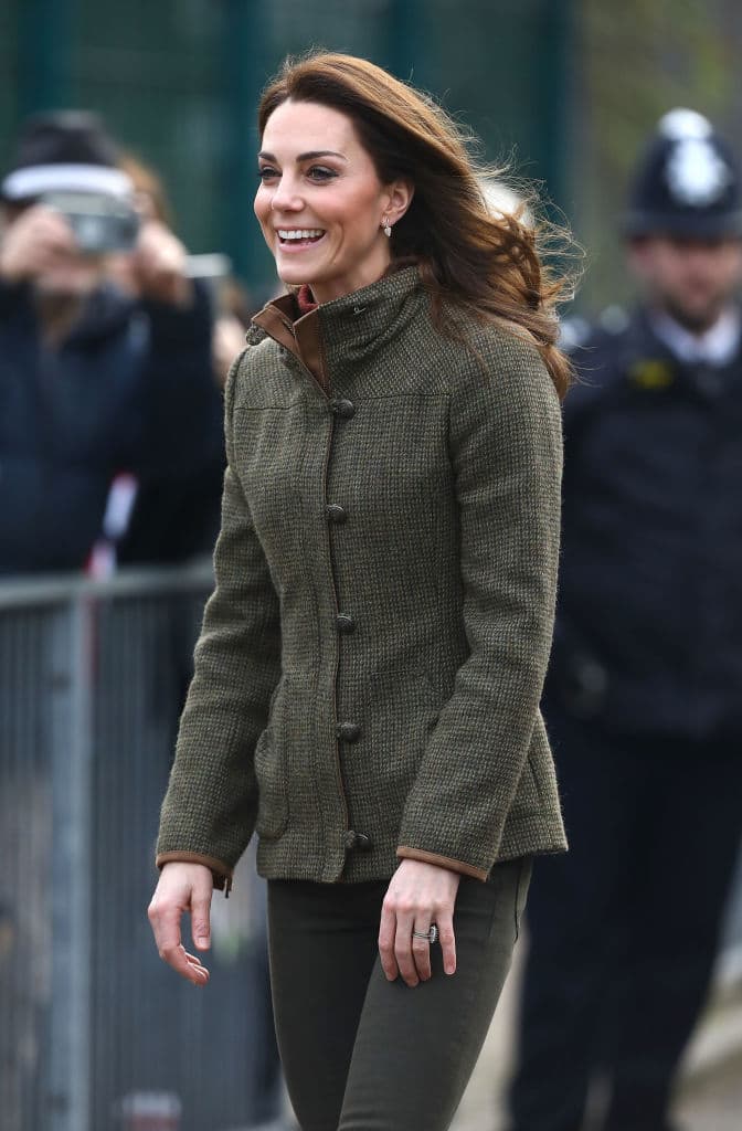 Kate Middleton también es reina del casual: amarás su look con jeans ajustados y botas de montaña