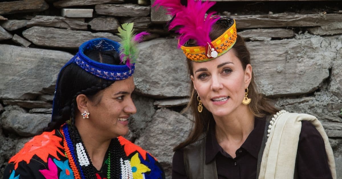 ¿Por qué Kate Middleton apareció descalza en un evento oficial? Su look se robó las miradas