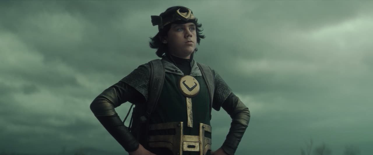 <b>Kid Loki</b>
<br>Con los eventos de la serie ‘Loki’ y sus encuentros con variantes de otros universos, fue introducido 
<a href="https://www.univision.com/entretenimiento/cine-y-series/kid-loki-es-la-variante-mas-despiadada-del-mcu-como-mato-a-thor">Kid Loki, una versión que en el MCU asesinó a Thor</a> en la infancia.