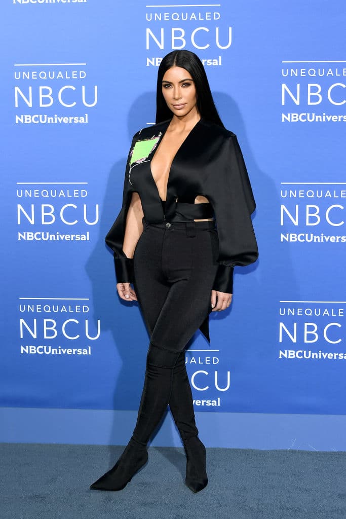 8 veces en que Kim Kardashian nos dejó muy confundidas con su look