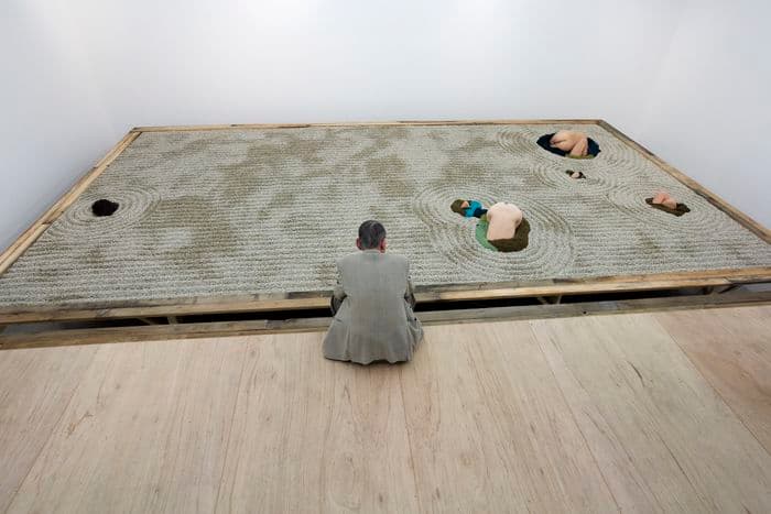 Las 6 más extrañas y polémicas performances artísticas en museos