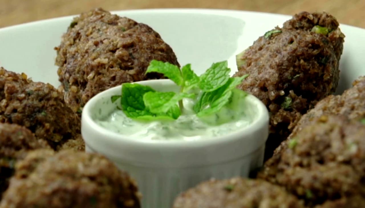 Kibbeh de microondas: una receta fácil y MUY rápida (¡lleva solo 15 minutos!)