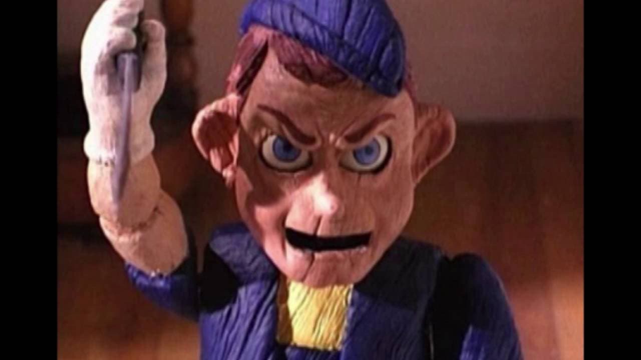 Cuando veas estas películas de terror de bajo presupuesto, no sabrás si reír o llorar