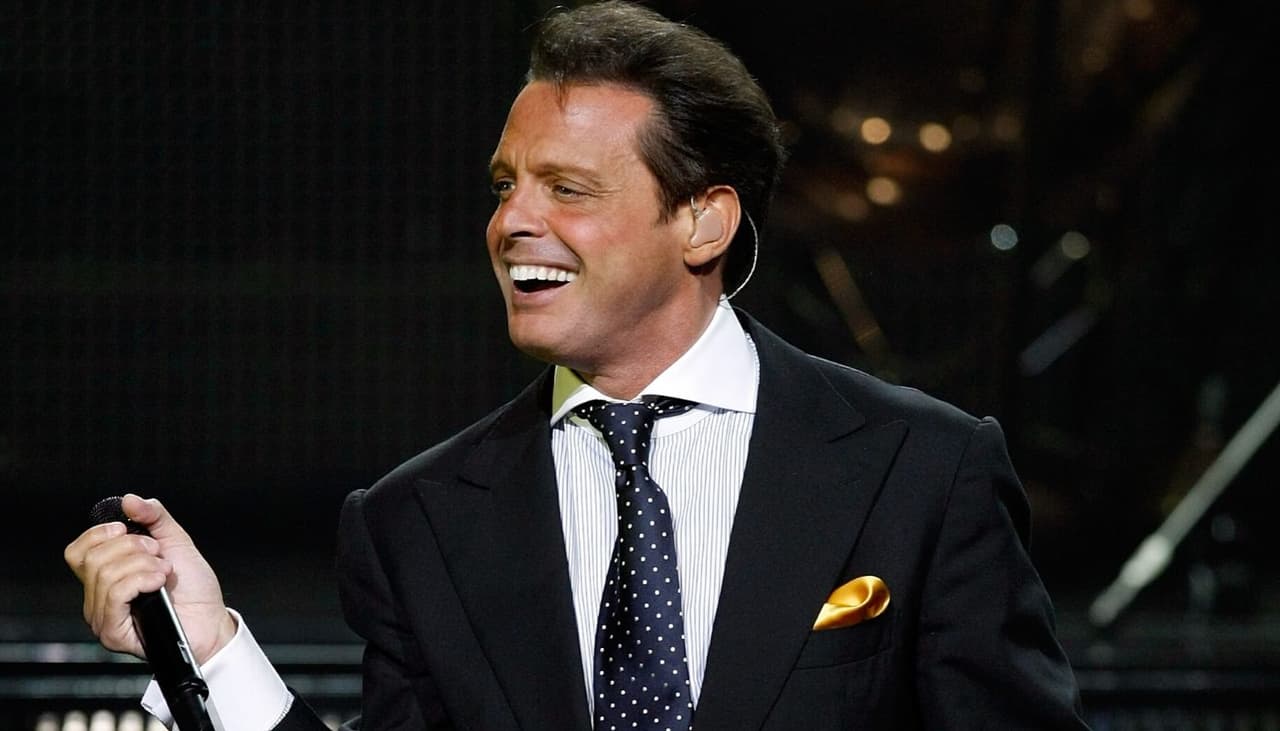 Luis Miguel y Don Ramón actuaron juntos como piratas y el video pasará a la historia