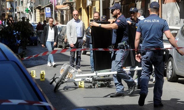 La mafia sigue viva en Italia: asesinaron al capo mientras paseaba en bicicleta